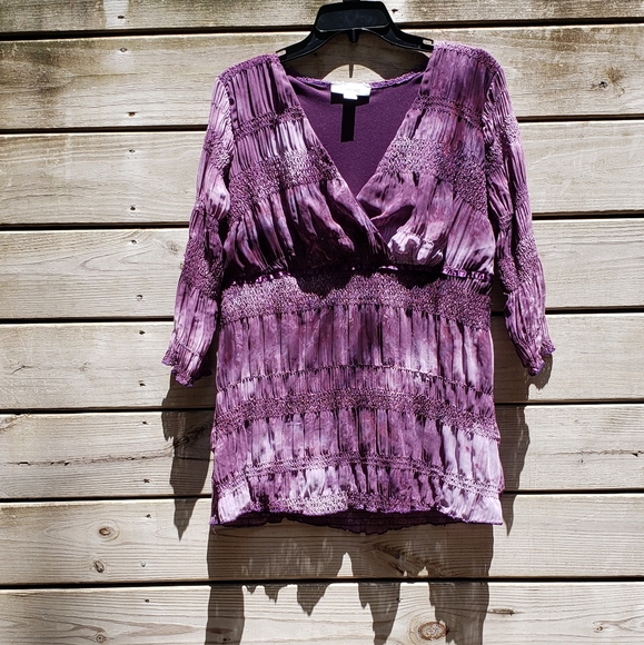 Dress Barn Tops - Dress Barn Gorgeous Purple Top 😍
